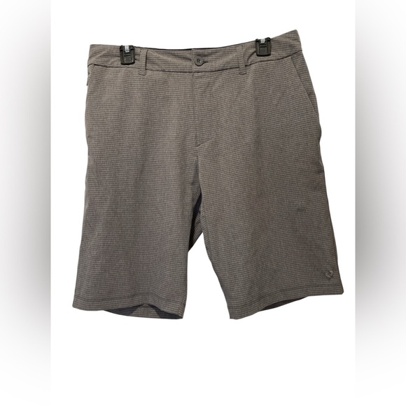 Hang Ten Men's Hybrid Gray Shorts size 32 - Picture 2 of 4